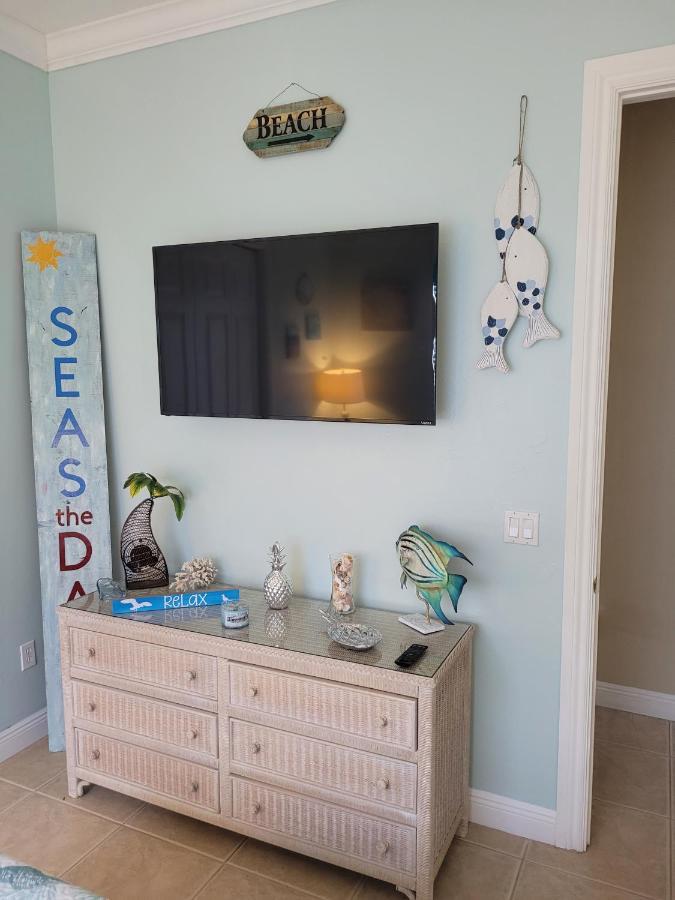 Cape Paradise B & B - Your Luxury Tropical Retreat Cape Coral Dış mekan fotoğraf