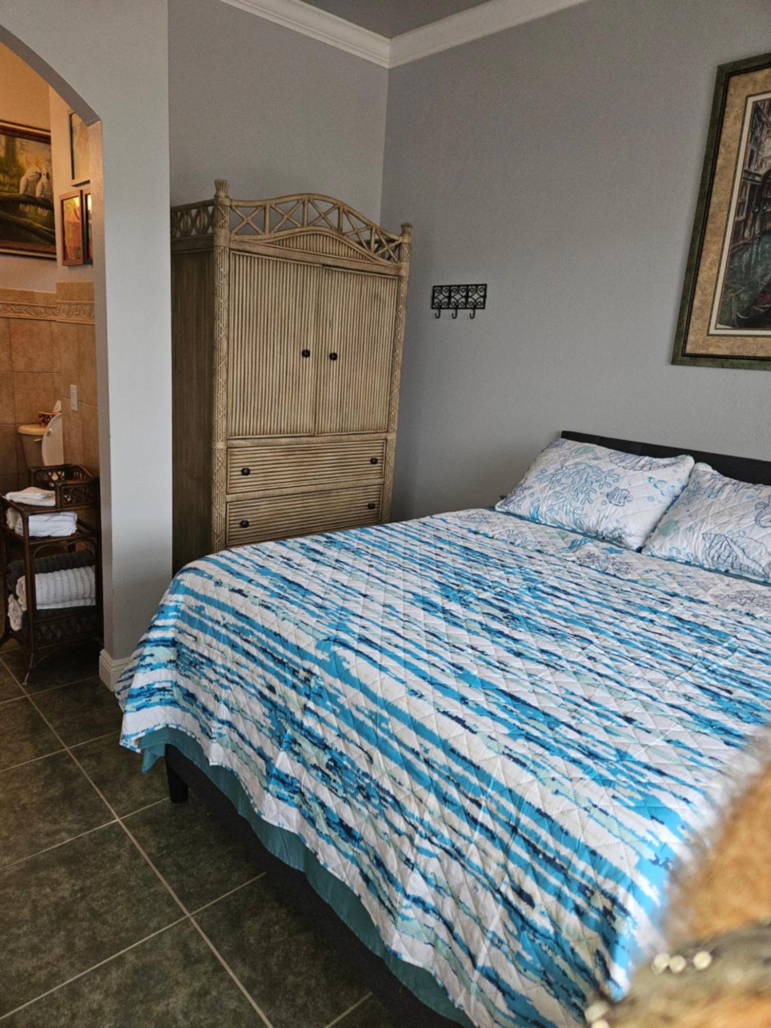 Cape Paradise B & B - Your Luxury Tropical Retreat Cape Coral Dış mekan fotoğraf